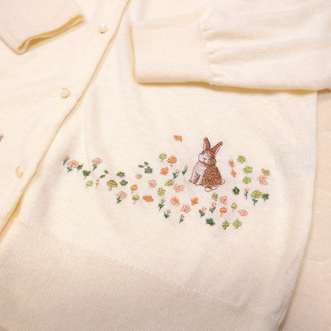 franche lippee(フランシュリッペ)のフランシュリッペ うさぎ刺繍カーディガン レディースのトップス(カーディガン)の商品写真