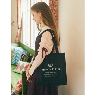 Maison de FLEUR - Maison de FLEUR サテンサイドリボントートバッグの