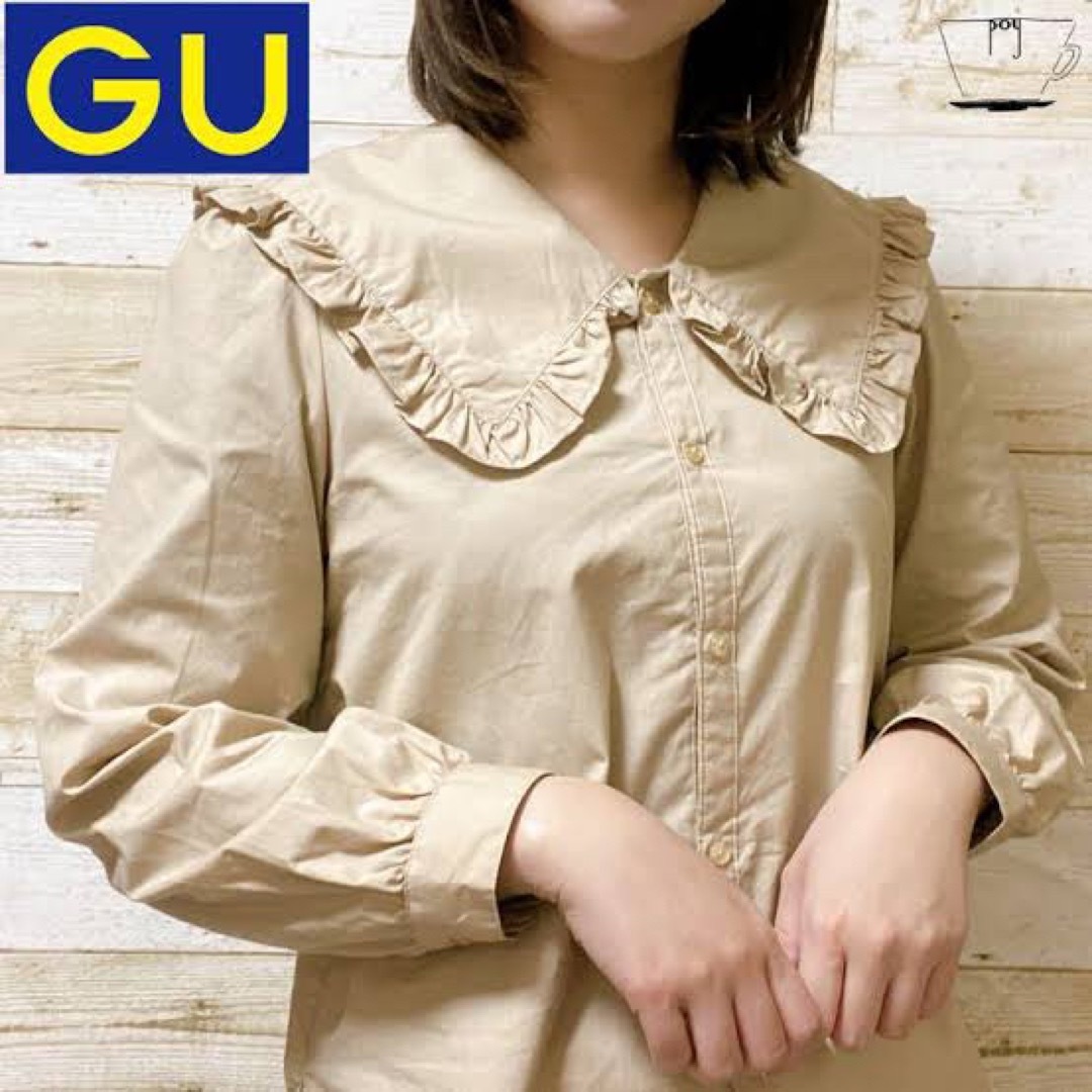 GU(ジーユー)のGU ビッグフリルカラーブラウス ベージュ ジーユー リボンネックブラウス 美品 レディースのトップス(シャツ/ブラウス(長袖/七分))の商品写真