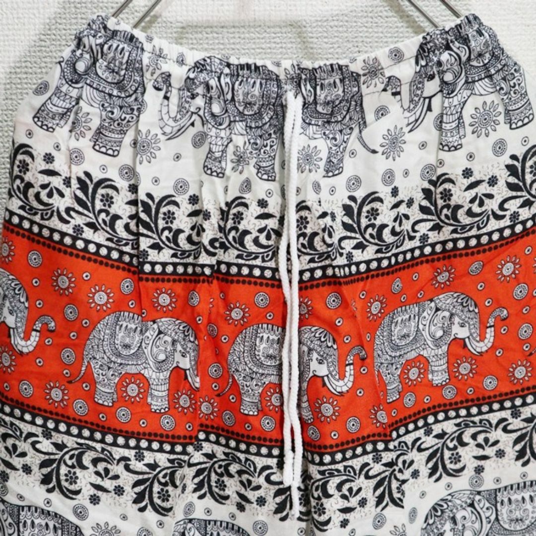 【新品】タイパンツ　装飾品を身に着けた大中の象　ボーダー風　オレンジ メンズのパンツ(サルエルパンツ)の商品写真