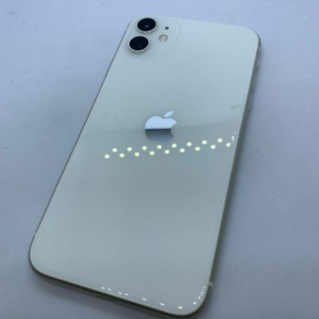 全商品オープニング価格! 11 iPhone ホワイト 【美品】 解除済 SIM 全商品オープニング価格! 11 iPhone ホワイト 【美品】 解除済 SIM
