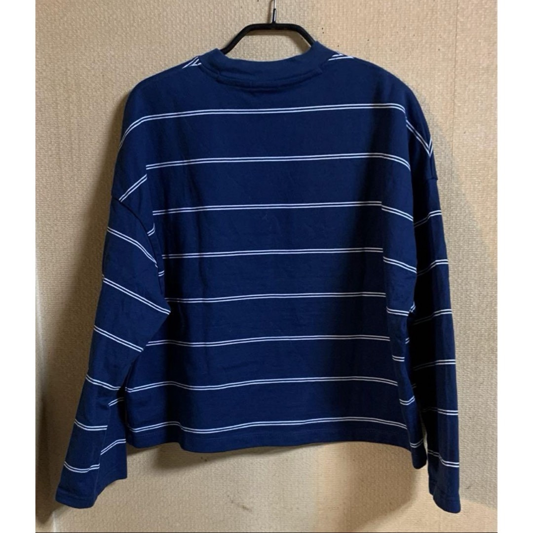 NIKE(ナイキ)のNIKE ナイキ　厚手　ロングスリーブ　カットソー レディースのトップス(Tシャツ(長袖/七分))の商品写真