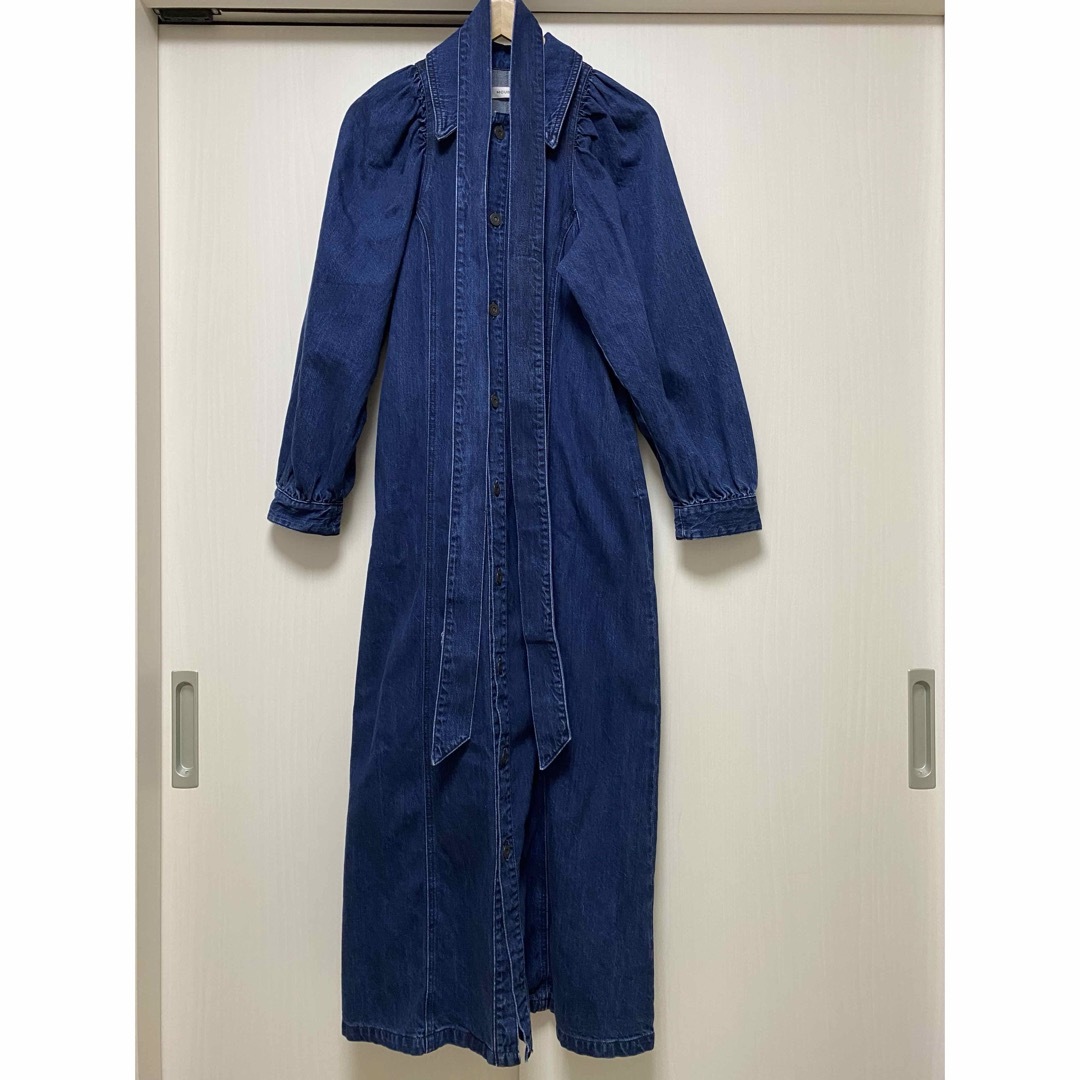 moussy(マウジー)のMOUSSY PUFF SLEEVE DENIM LONG ドレス レディースのワンピース(ロングワンピース/マキシワンピース)の商品写真