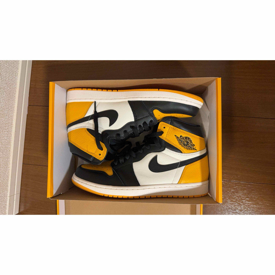 NIKE(ナイキ)の【最終値下げ中】jordan1 taxi 27.5 メンズの靴/シューズ(スニーカー)の商品写真