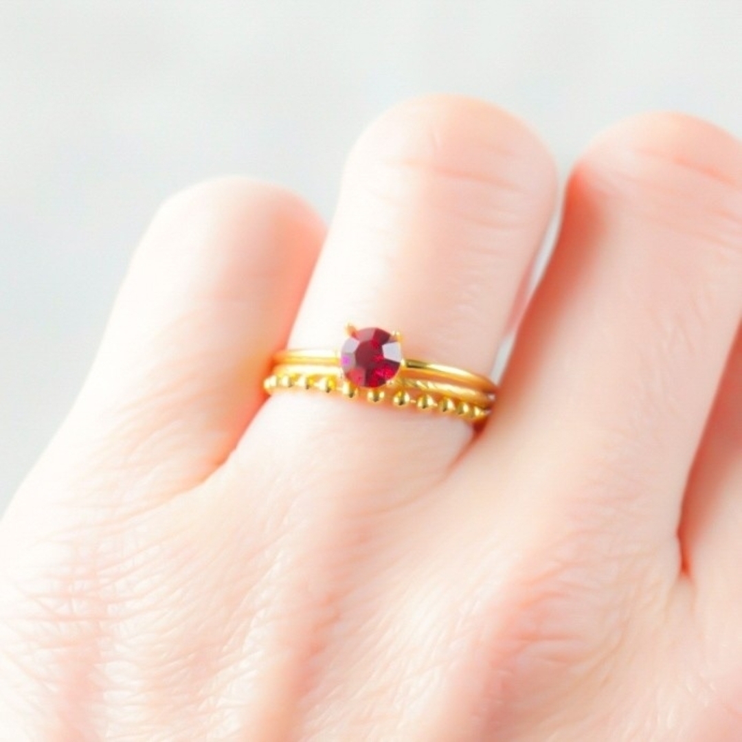 ルビー レッド ヴィンテージガラス 華奢 リング 指輪 フリーサイズ 母の日 赤 レディースのアクセサリー(リング(指輪))の商品写真