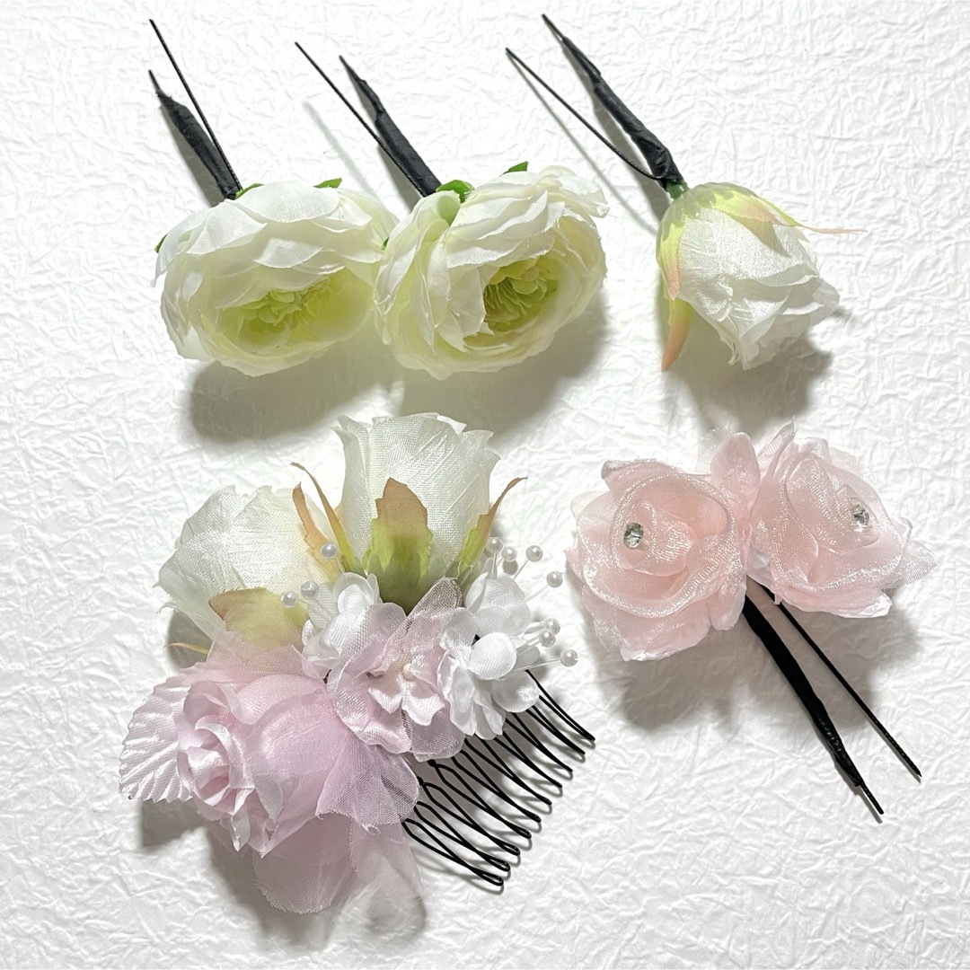 【ハンドメイド】造花のヘアアクセサリー　5点セット ハンドメイドのアクセサリー(ヘアアクセサリー)の商品写真