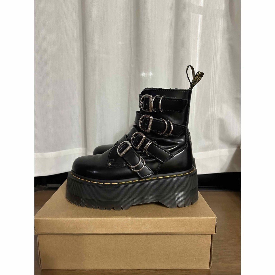 Dr.Martens(ドクターマーチン)のドクターマーチン JADON MAX HDWレディース レディースの靴/シューズ(ブーツ)の商品写真