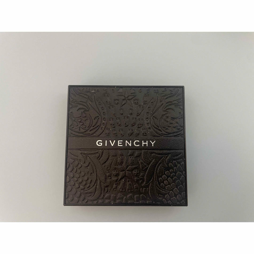 GIVENCHY(ジバンシィ)のジバンシィ　GIVENCHY アイシャドウ　ミッドナイト スカイ パレット コスメ/美容のベースメイク/化粧品(アイシャドウ)の商品写真