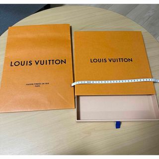 ルイヴィトン(LOUIS VUITTON)のLV(ルイヴィトン)ショッパー&箱ケース　確実正規品(ショップ袋)