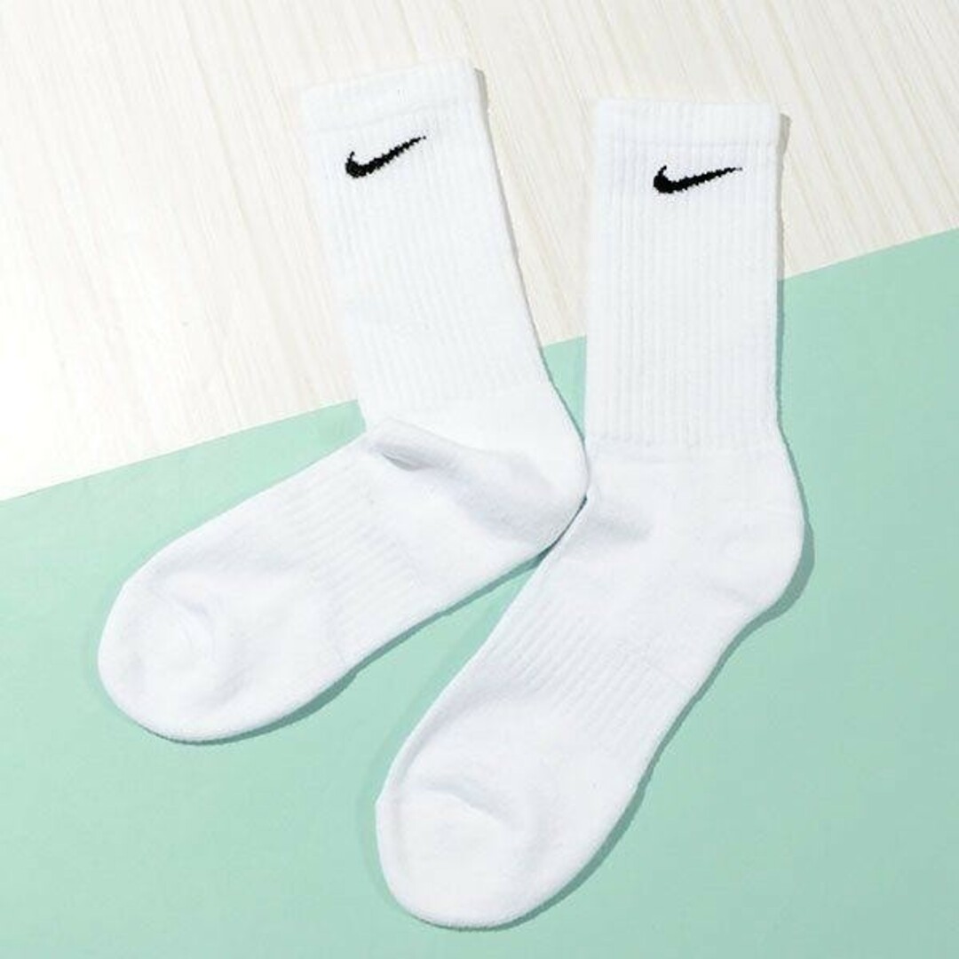 新品未使用 NIKE クルーソックス 白 3足セット 23~25cm ナイキ靴下