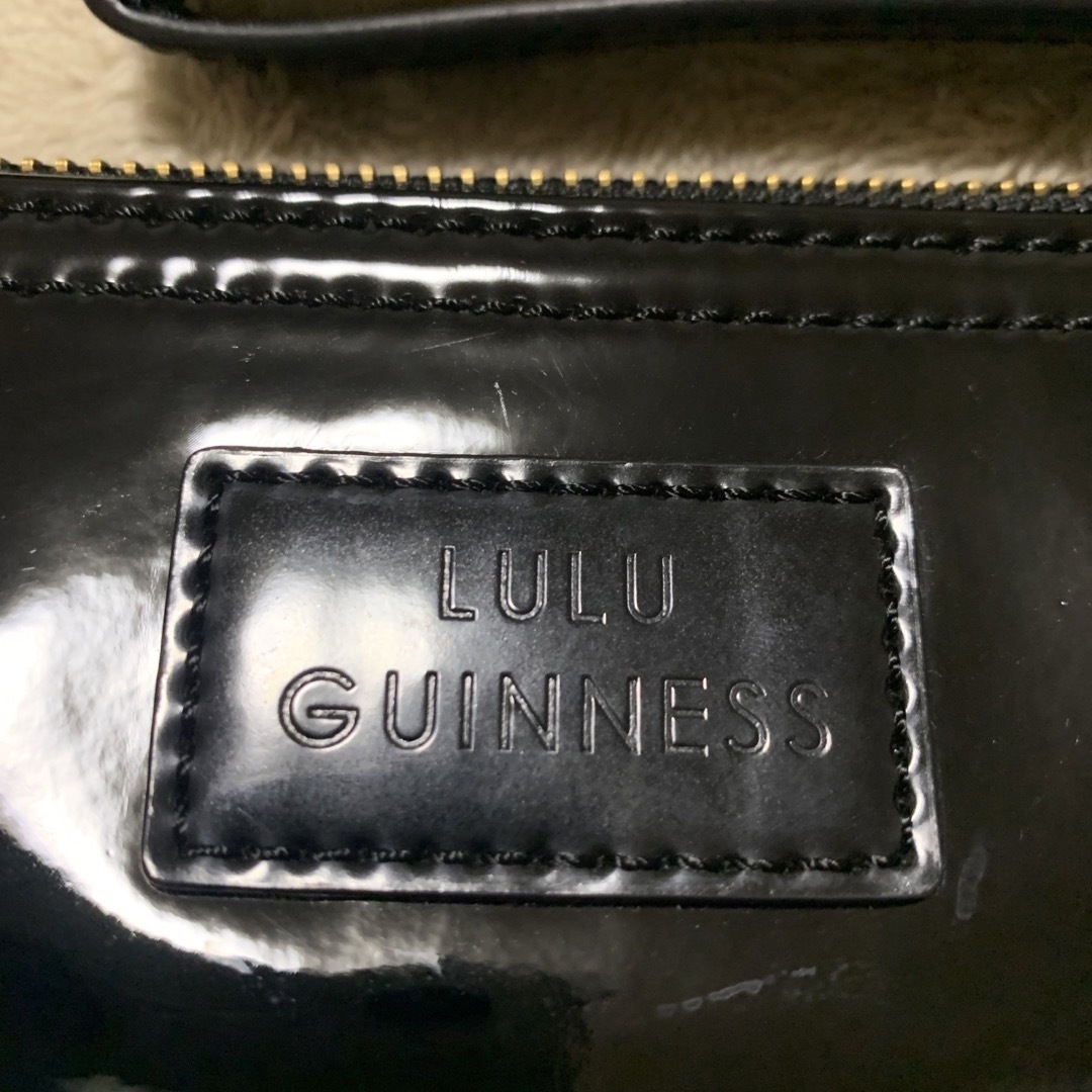LULU GUINNESS(ルルギネス)のルルギネス　エナメル　リップ　クラッチバッグ レディースのバッグ(クラッチバッグ)の商品写真
