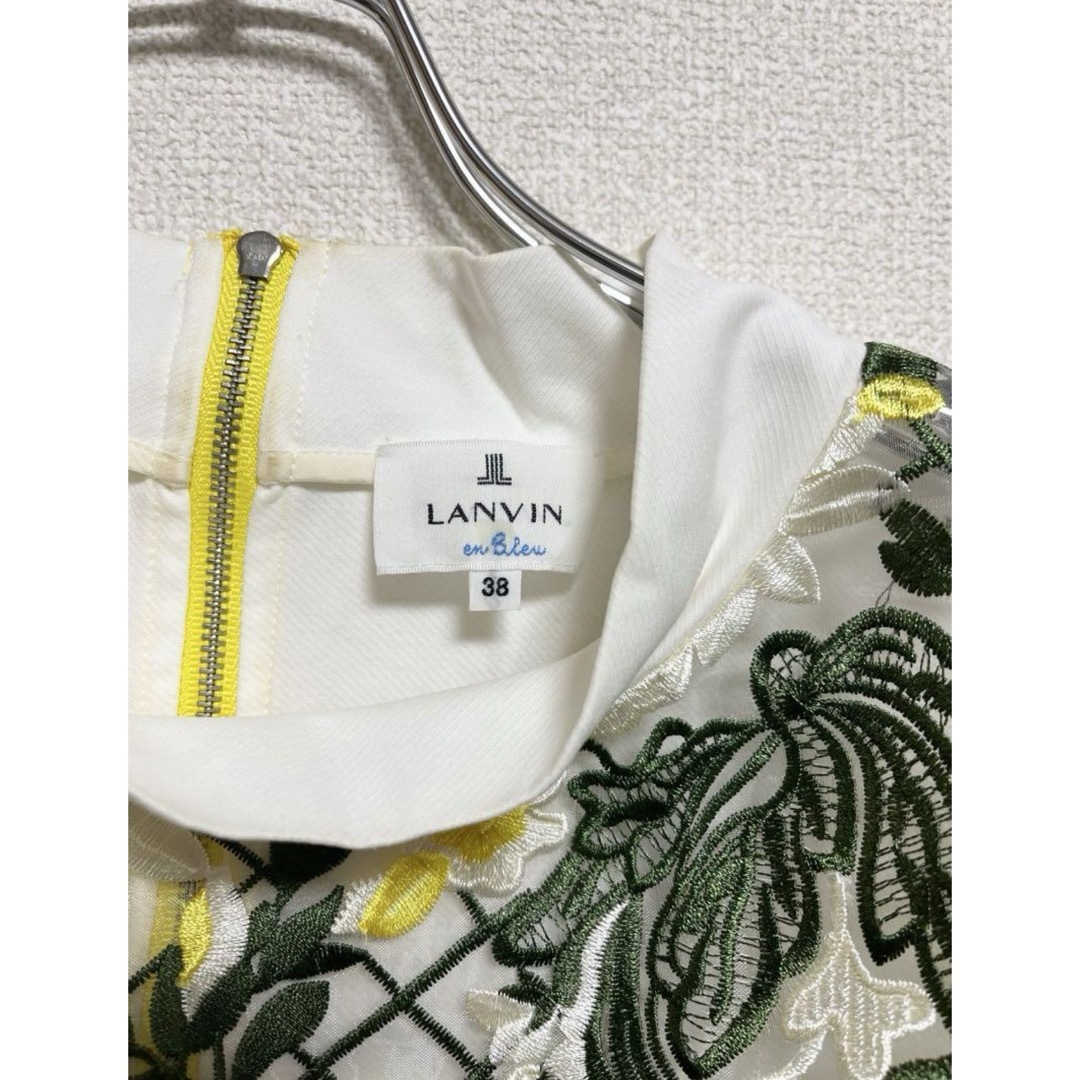 LANVIN en Bleu(ランバンオンブルー)の【早い者勝ち】 ランバンオンブルー　レースブラウス レディースのトップス(シャツ/ブラウス(半袖/袖なし))の商品写真