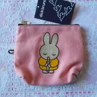 サンリオ(サンリオ)のサンリオブルーナ dick bruna ポーチティッシュケース付きピンク(キャラクターグッズ)