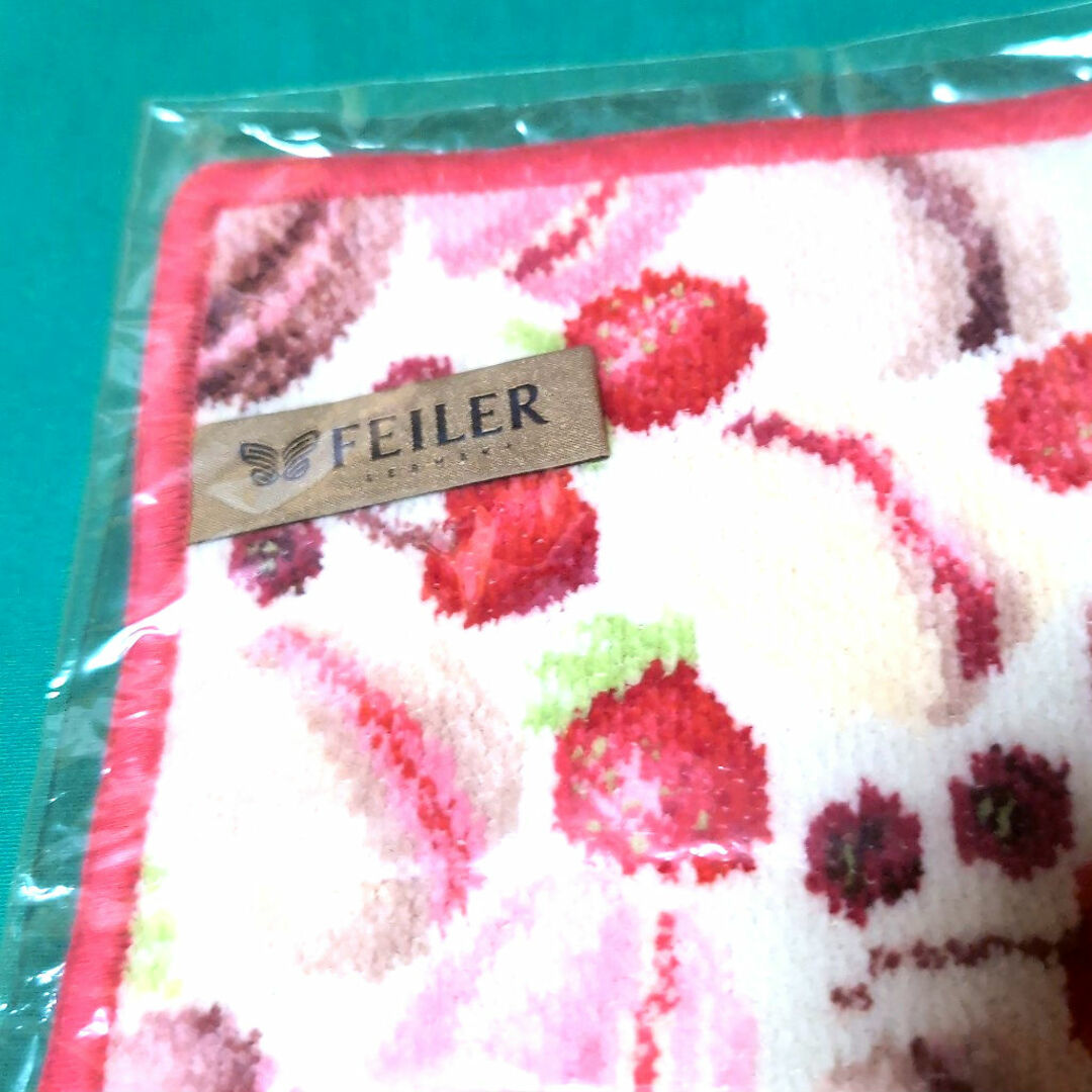 FEILER(フェイラー)のフェイラー　Feiler　ハンカチ　タオル　マカロン　未使用品 レディースのファッション小物(ハンカチ)の商品写真