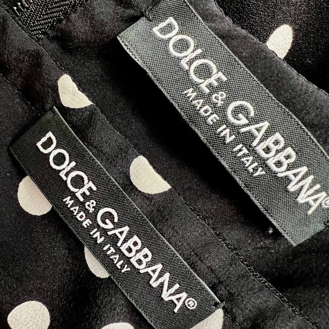 DOLCE&GABBANA(ドルチェアンドガッバーナ)の★DOLCE＆GABBANA★美品★シルク★ポルカドット★ワンピースセットアップ レディースのレディース その他(セット/コーデ)の商品写真