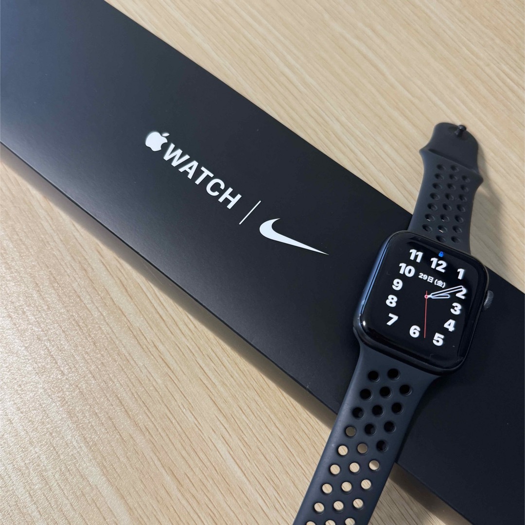 Apple Watch(アップルウォッチ)のApple Watch SE（第一世代） 44mm メンズの時計(腕時計(デジタル))の商品写真