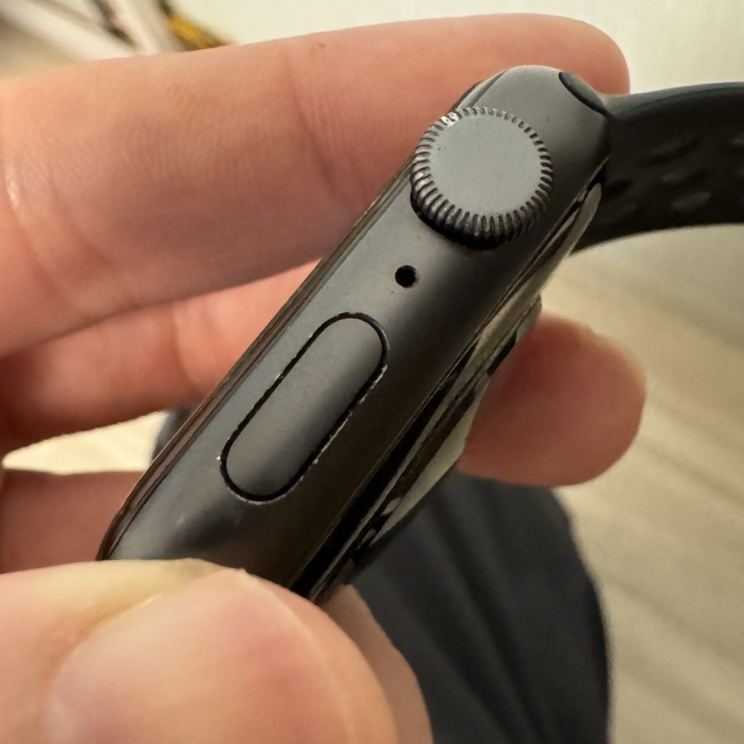 Apple Watch(アップルウォッチ)のApple Watch SE（第一世代） 44mm メンズの時計(腕時計(デジタル))の商品写真