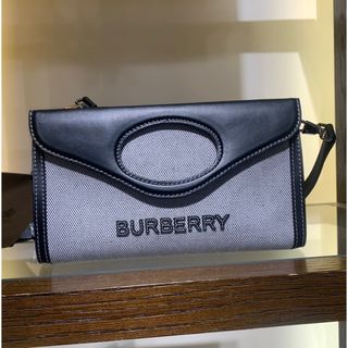 バーバリー(BURBERRY)のBurberry バック　肩がけバック(ショルダーバッグ)