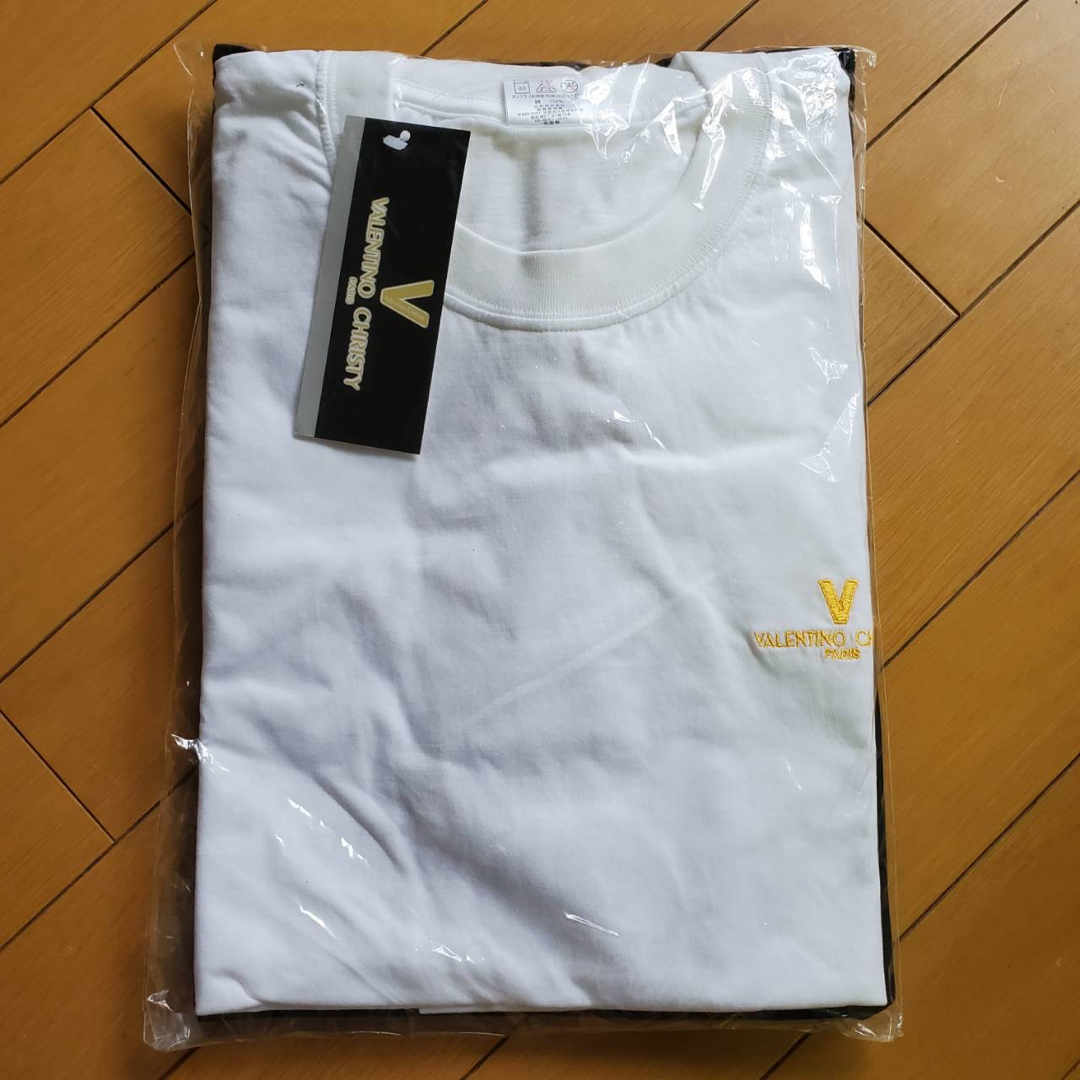 Valentino christy メンズ Tシャツ 2枚セット 黒 白 メンズのトップス(Tシャツ/カットソー(半袖/袖なし))の商品写真