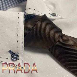 プラダ(PRADA)のプラダ　ネクタイ（訳アリ）共裏　ソリッドタイ　ライン　光沢　厚手(ネクタイ)