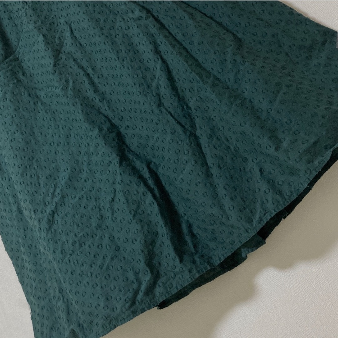 SM2(サマンサモスモス)のSM2 深緑色のぽこぽこ生地ロングフレアスカート レディースのスカート(ロングスカート)の商品写真