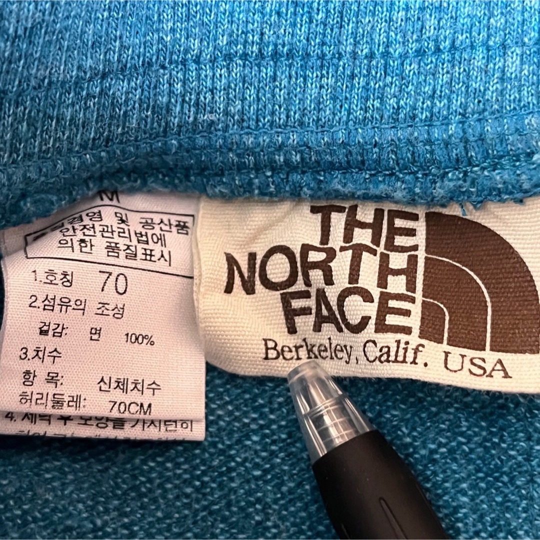 THE NORTH FACE(ザノースフェイス)の【ノースフェイス】ミニスカート　ショートスカート　刺繍　ターコイズブルーKY レディースのスカート(ミニスカート)の商品写真