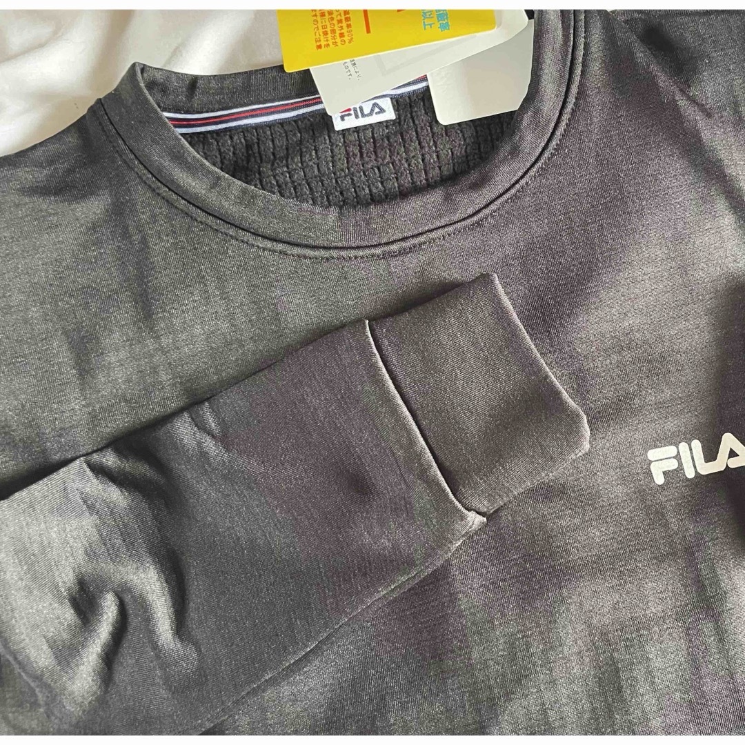 FILA(フィラ)のメンズ新品長袖シャツ 黒 Mサイズ メンズのトップス(シャツ)の商品写真