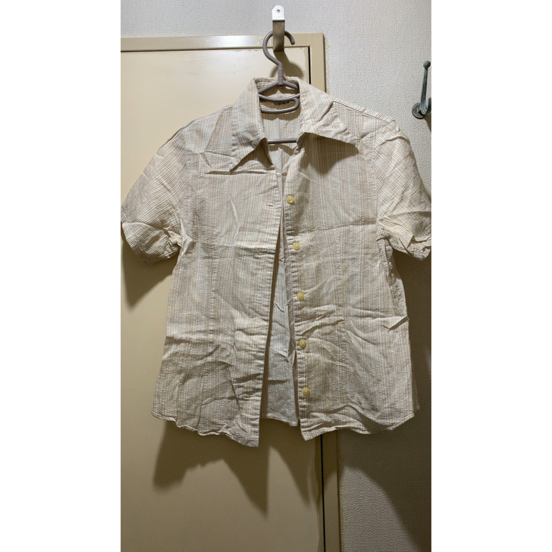 白　ストライプシャツ　ホワイト レディースのトップス(シャツ/ブラウス(半袖/袖なし))の商品写真