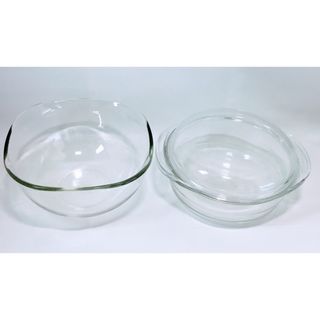 パイレックス(Pyrex)のパイレックス☆イワキグラス☆ふた付きガラス丸型　　キャセロール☆耐熱ガラス調理鍋(調理道具/製菓道具)