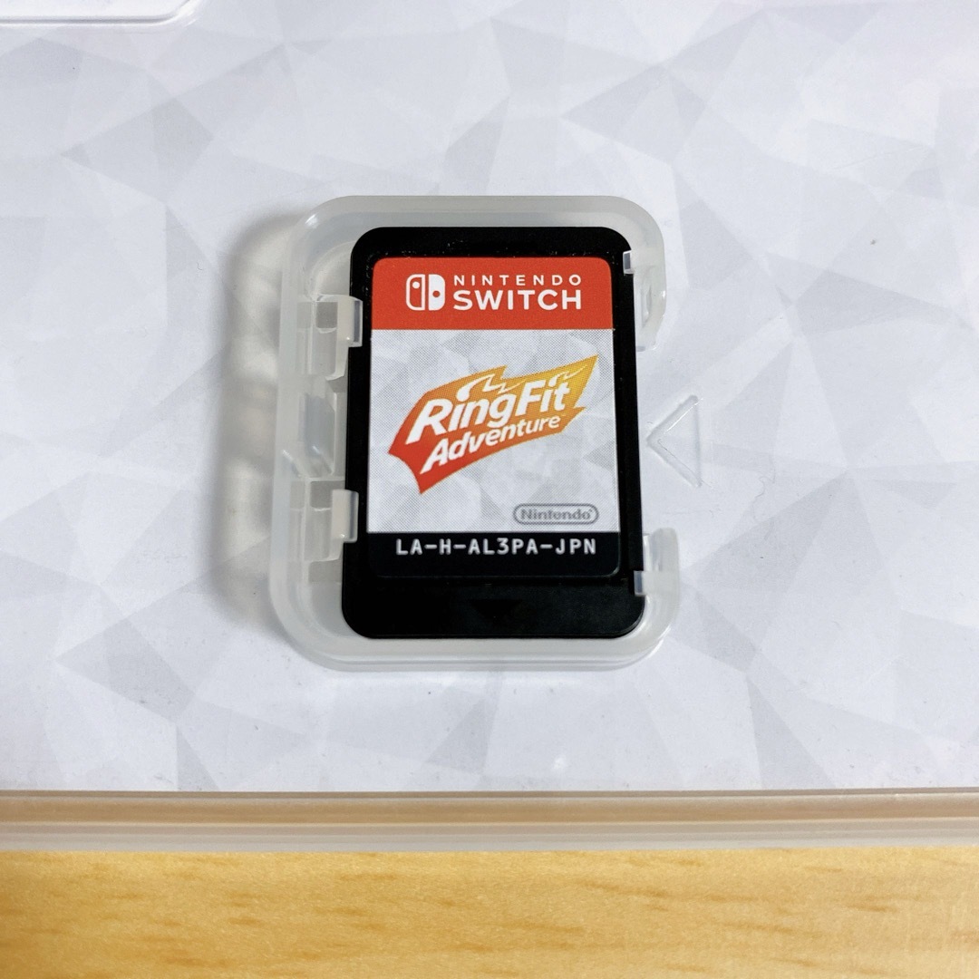 Nintendo Switch(ニンテンドースイッチ)のリングフィット アドベンチャー　ソフトとケースのみ エンタメ/ホビーのゲームソフト/ゲーム機本体(家庭用ゲームソフト)の商品写真