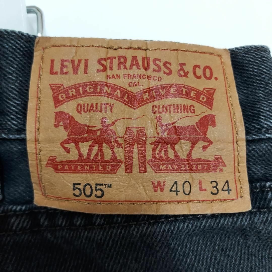 Levi's(リーバイス)のリーバイス505 Levis W40 ブラックデニム 黒 ストレート 8432 メンズのパンツ(デニム/ジーンズ)の商品写真