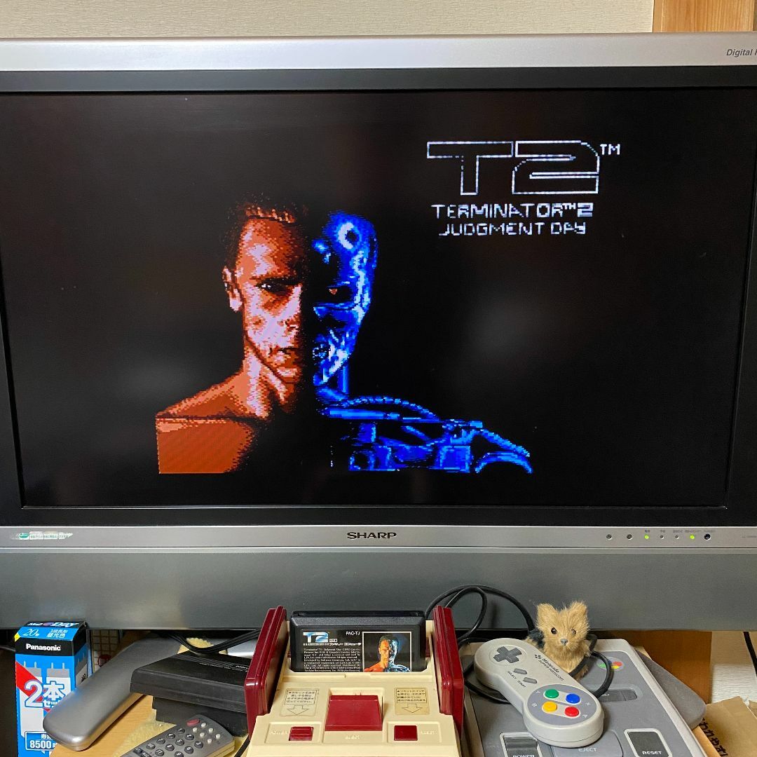 ファミリーコンピュータ(ファミリーコンピュータ)の【動作確認済み】 ターミネーター2　T2　（ファミコン） エンタメ/ホビーのゲームソフト/ゲーム機本体(家庭用ゲームソフト)の商品写真