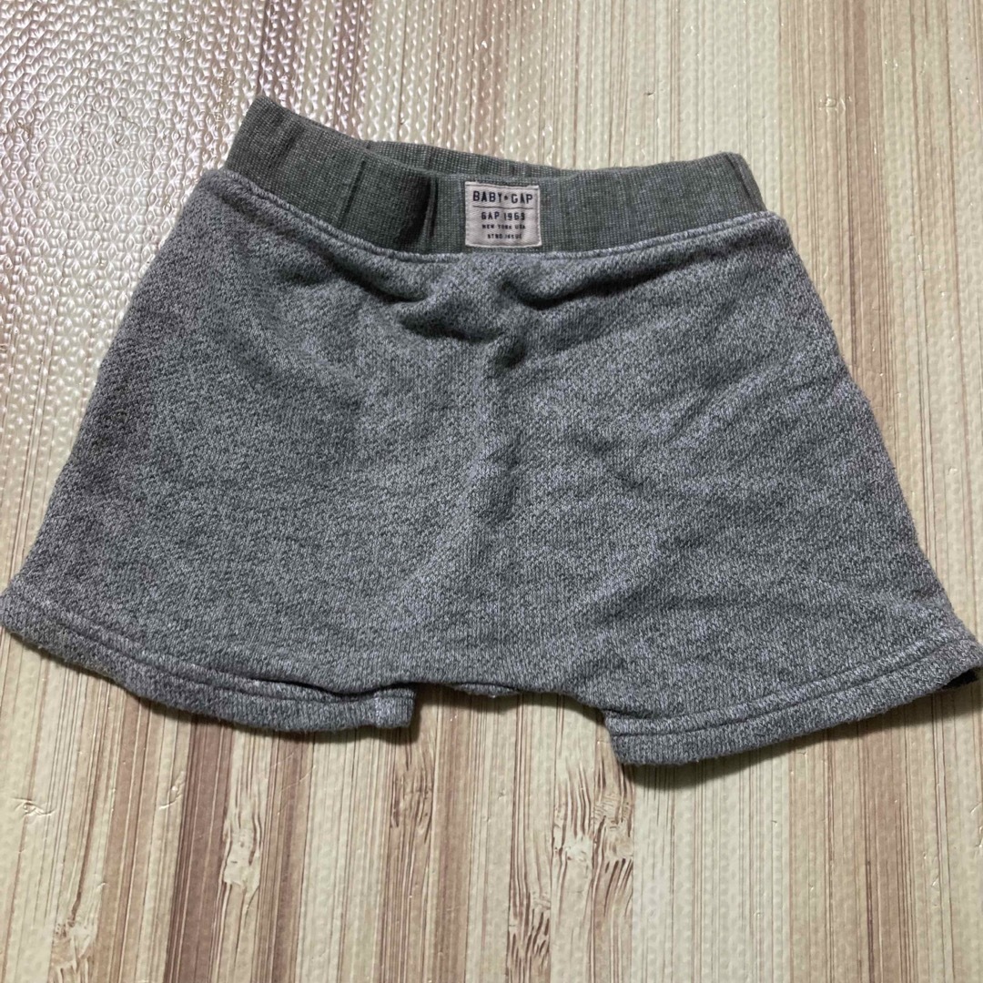 babyGAP(ベビーギャップ)のBaby GAP ショートパンツ　ハーフパンツ キッズ/ベビー/マタニティのベビー服(~85cm)(パンツ)の商品写真