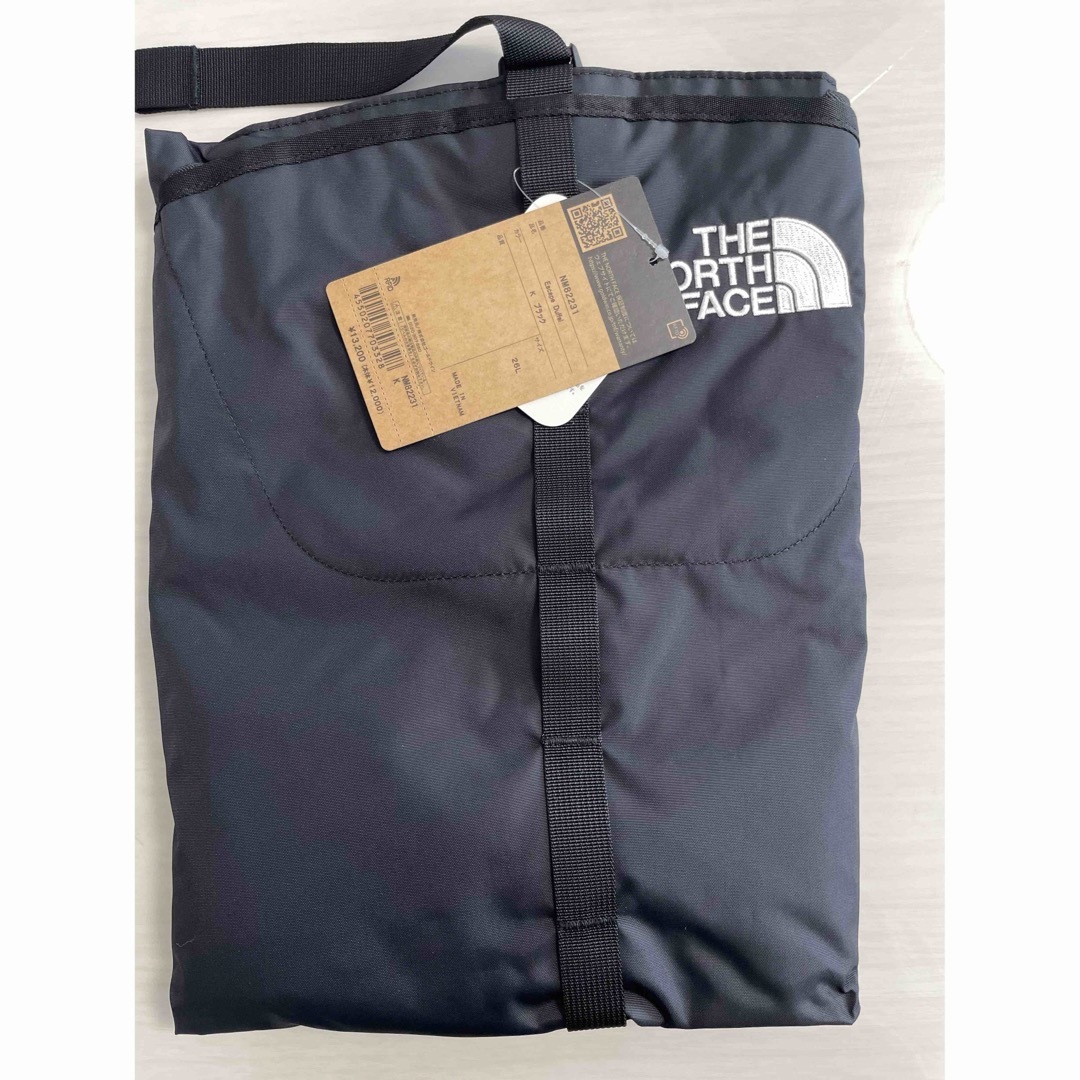 THE NORTH FACE(ザノースフェイス)の新品！ザノースフェイス エスケープ ダッフル バッグ  メンズのバッグ(ボストンバッグ)の商品写真