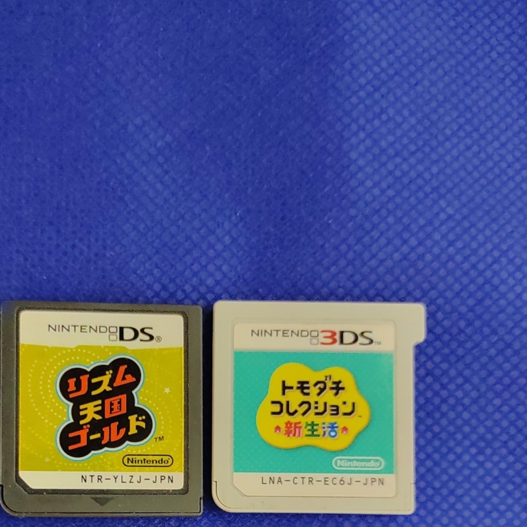 ニンテンドー3DS(ニンテンドー3DS)のゴールド トモコレ新生活 エンタメ/ホビーのゲームソフト/ゲーム機本体(携帯用ゲームソフト)の商品写真