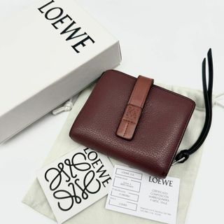 ロエベ(LOEWE)の【付属品完備】LOEWE アナグラム 折り財布 コンパクトジップウォレット タン(財布)