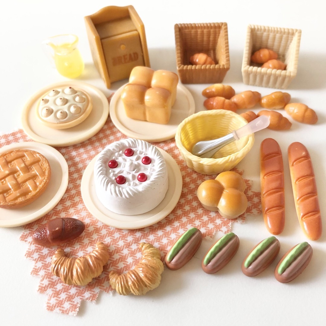 EPOCH(エポック)のシルバニア　ホットドッグ　パン屋さん エンタメ/ホビーのおもちゃ/ぬいぐるみ(キャラクターグッズ)の商品写真