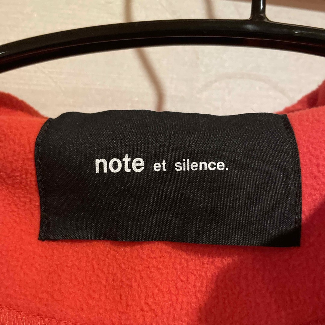 note et silence(ノートエシロンス)のノートエシロンス  ノースリーブ ハーフジップ フリースフーディ  レディースのトップス(ベスト/ジレ)の商品写真