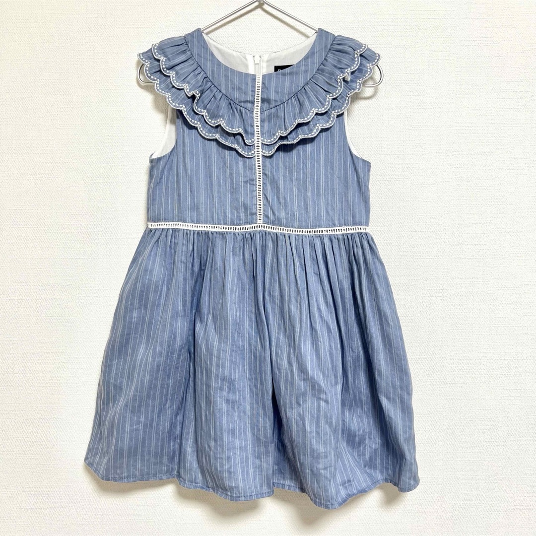 BeBe(ベベ)のBebe べべ 110 スカラップ衿フリルストライプ ワンピース キッズ/ベビー/マタニティのキッズ服女の子用(90cm~)(ワンピース)の商品写真