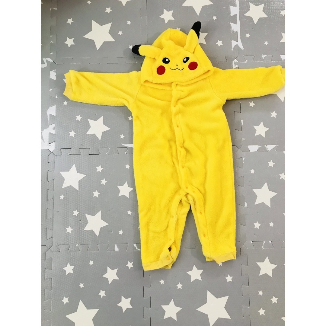 西松屋(ニシマツヤ)のピカチュウロンパース90cm！1400円 キッズ/ベビー/マタニティのベビー服(~85cm)(ロンパース)の商品写真