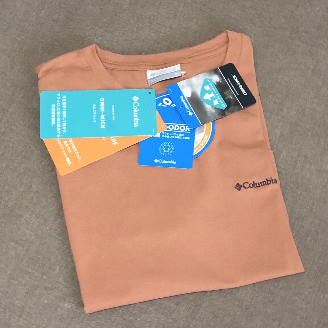 Columbia(コロンビア)のマウンテンズアーコーリングショートスリーブTシャツ【コロンビア】Tシャツ レディースのトップス(Tシャツ(半袖/袖なし))の商品写真