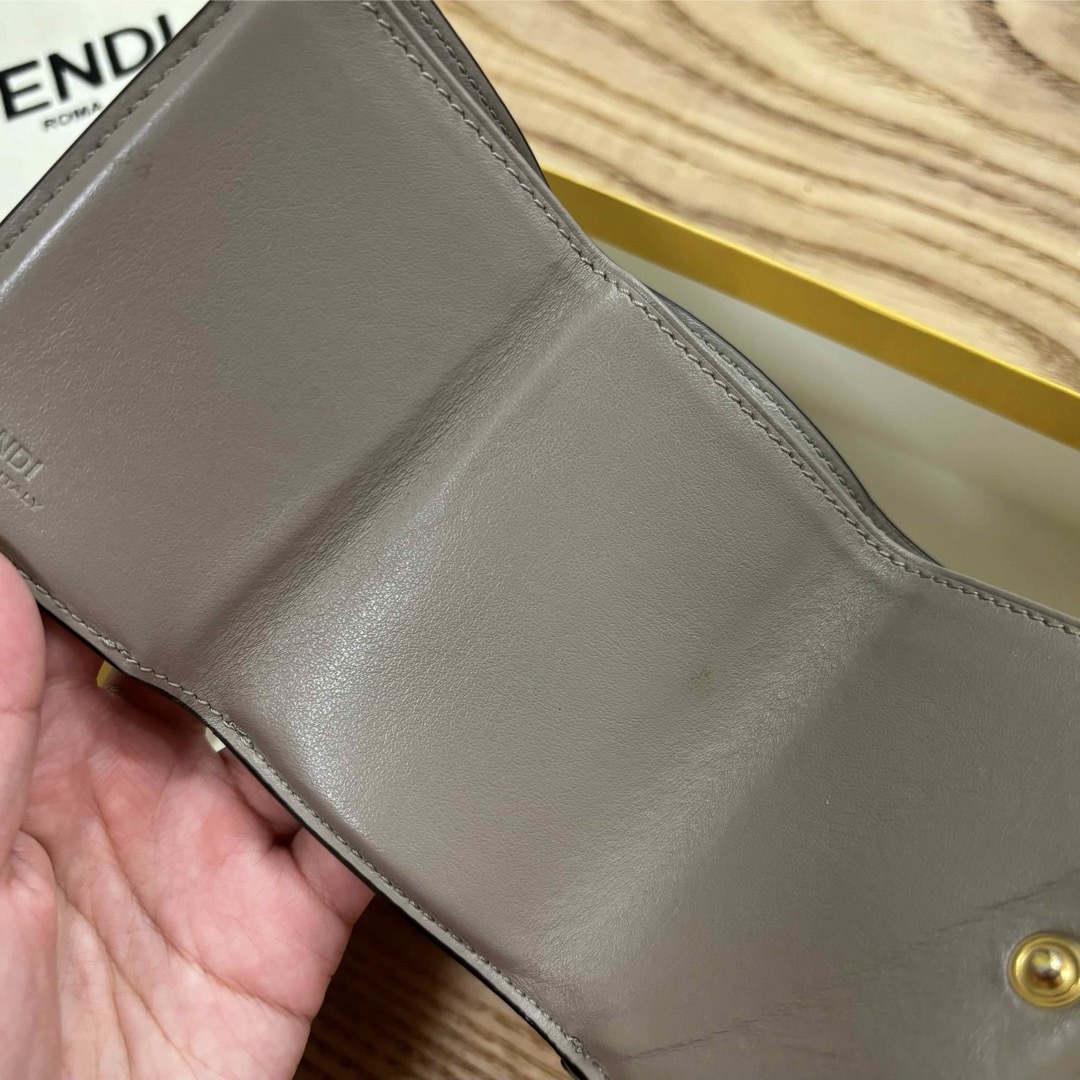 FENDI(フェンディ)のFENDI 三つ折財布 レディースのファッション小物(財布)の商品写真