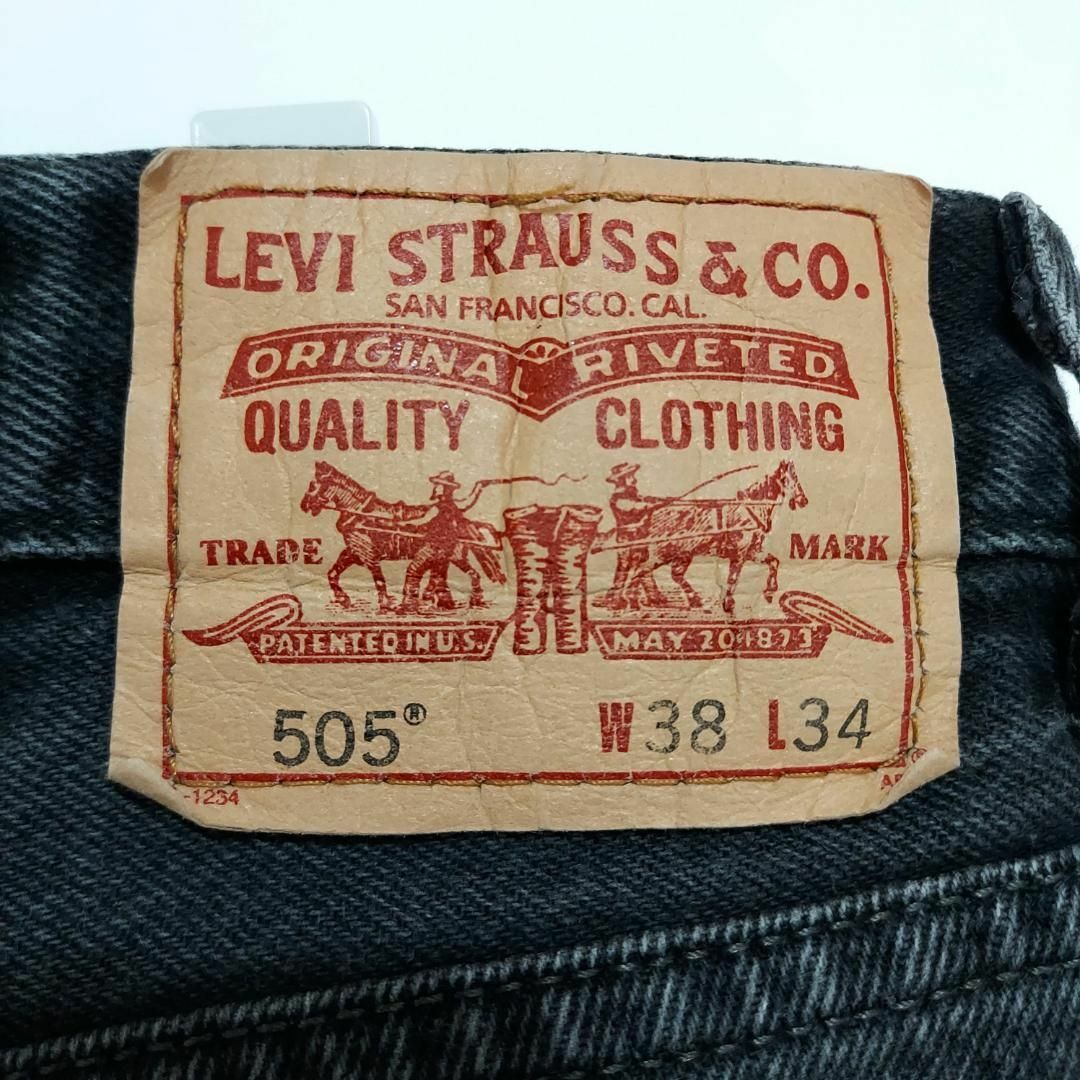 Levi's(リーバイス)のリーバイス505 Levis W38 ブラックデニムパンツ 黒 00s 8431 メンズのパンツ(デニム/ジーンズ)の商品写真