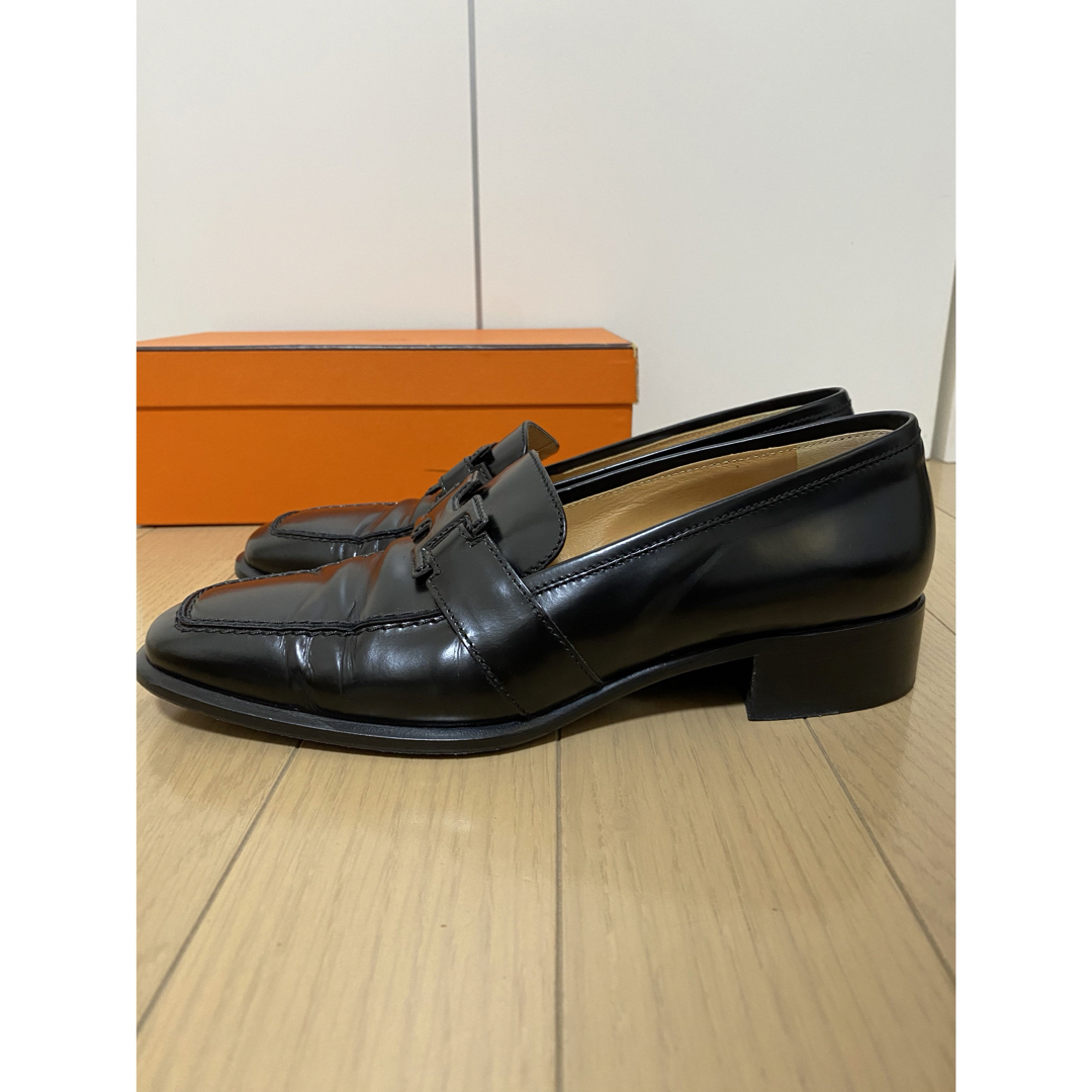 Hermes - 美品☆HERMES エルメス Hロゴ パテントレザー ローファー 37 Hermes - 美品☆HERMES エルメス Hロゴ パテントレザー ローファー 37