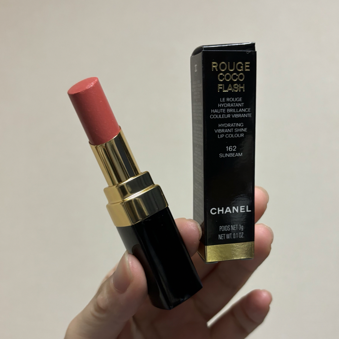 CHANEL(シャネル)のCHANEL シャネル ルージュココフラッシュ 162 サンビーム コスメ/美容のベースメイク/化粧品(口紅)の商品写真