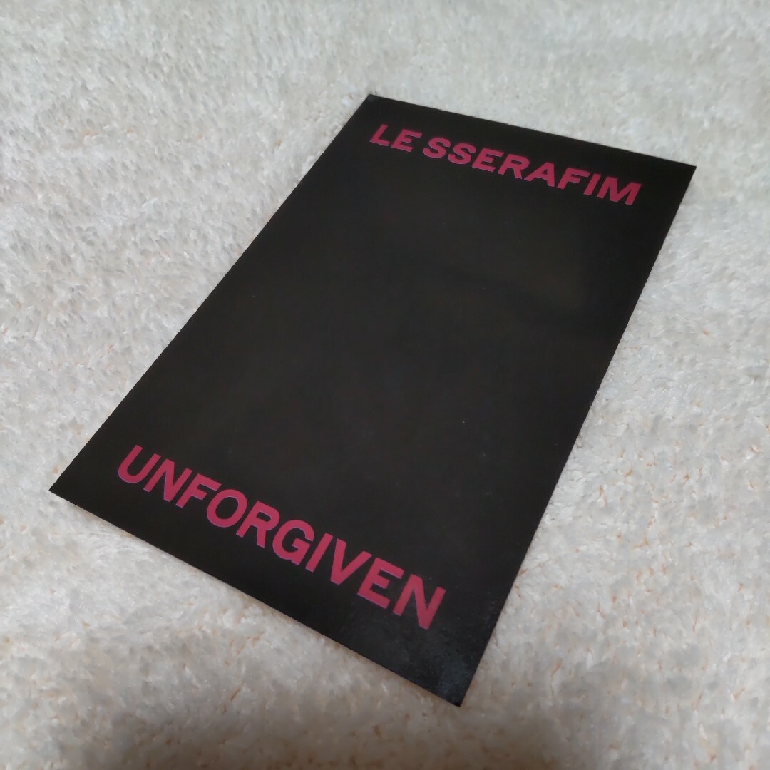 LE SSERAFIM(ルセラフィム)のルセラフィム　UNFORGIVEN　ALADIN　購入特典　フォトカード　サクラ エンタメ/ホビーのタレントグッズ(アイドルグッズ)の商品写真