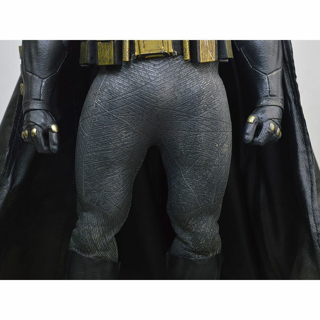 Hot Toys(ホットトイズ)のホットトイズ スーサイド・スクワッド 1/6 バットマン フィギュア エンタメ/ホビーのフィギュア(アメコミ)の商品写真