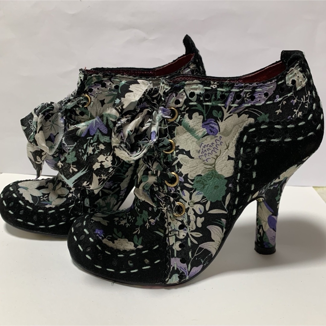 Irregular Choice(イレギュラーチョイス)のIrregular Choice Abigail's Party 花柄ブーティ レディースの靴/シューズ(ブーティ)の商品写真