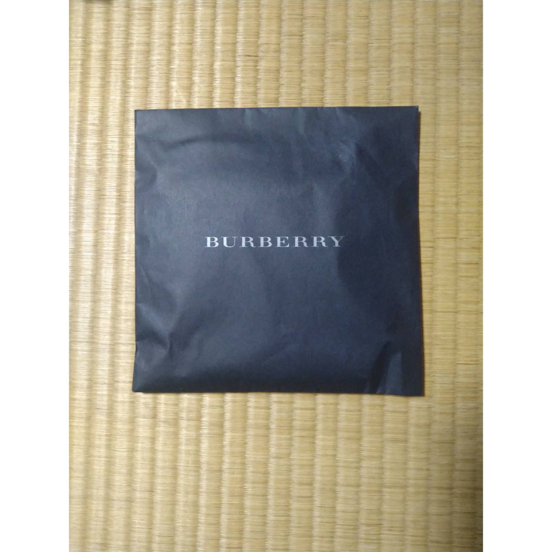 BURBERRY(バーバリー)のBURBERRYハンカチ 新品 レディースのファッション小物(ハンカチ)の商品写真