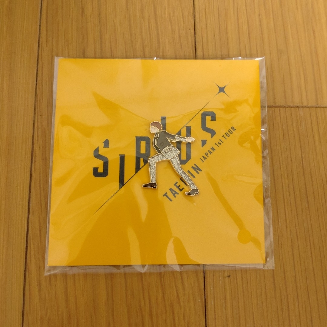 SHINee(シャイニー)のSHINee テミン ピンバッジ ECLIPSE エンタメ/ホビーのタレントグッズ(アイドルグッズ)の商品写真